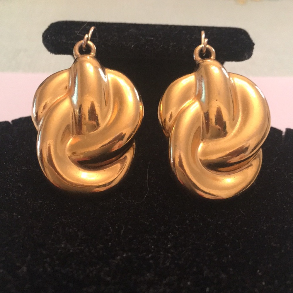 ⬛️New Chunky Vintage 80s Style Polished Gold Twist Knot Design Drop Earrings
